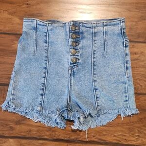 No Boundaries blue denim cut off shorts. Button fly. Juniors size 5